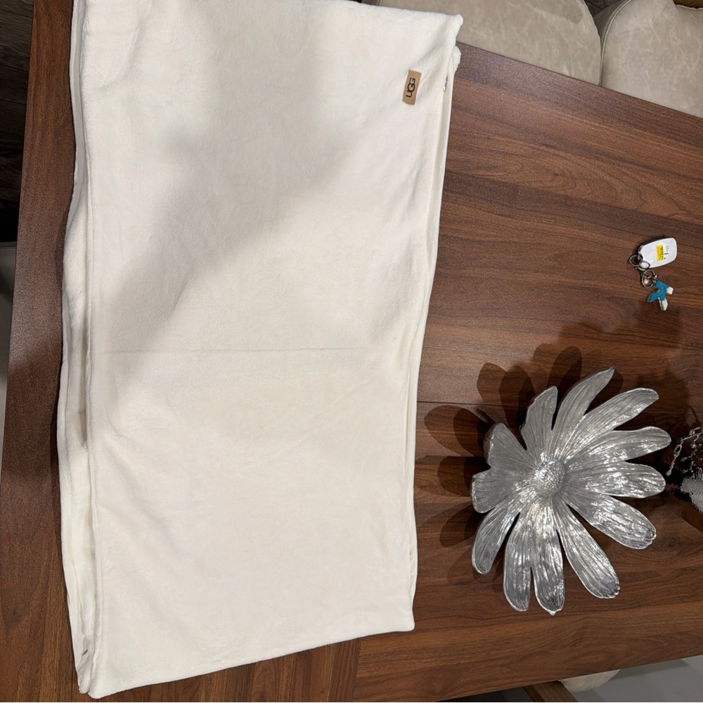 Elegant White Women's Skirt